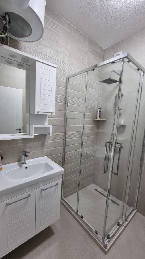 Elan Luxury Apartments & Rooms Plav Exterior foto